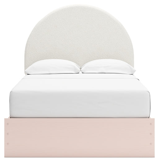 Wistenpine Full Upholstered Panel Bed with Mirrored Dresser